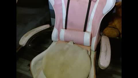 Snapshot of dirtylexa31 chatting on 10/15/25, 01:06 LEXA online show from 10/15/25, 01:06