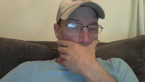 Snapshot of dirtynastyoldman chatting on 03/09/25, 03:11 dirtynastyoldman online show from 03/09/25, 03:11