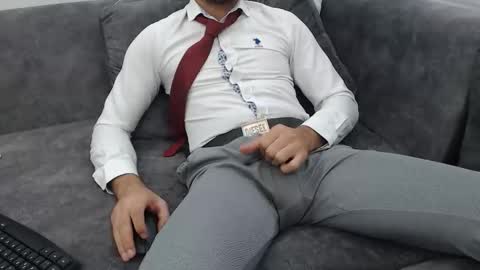 Snapshot of dirtyybooyy77 chatting on 10/12/25, 10:36 dirtyybooyy77 online show from 10/12/25, 10:36