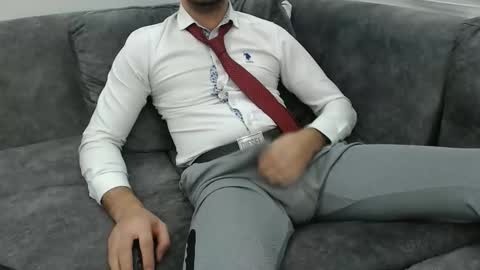 Snapshot of dirtyybooyy77 chatting on 10/12/25, 10:42 dirtyybooyy77 online show from 10/12/25, 10:42