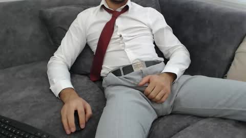 Snapshot of dirtyybooyy77 chatting on 11/02/25, 11:12 dirtyybooyy77 online show from 11/02/25, 11:12