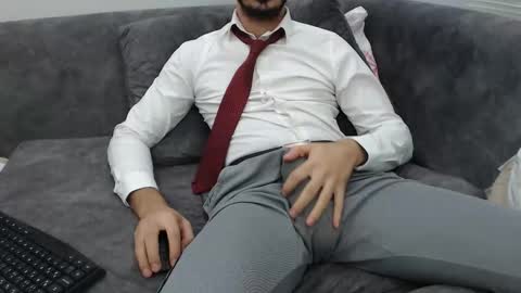 Snapshot of dirtyybooyy77 chatting on 11/17/25, 10:48 dirtyybooyy77 online show from 11/17/25, 10:48