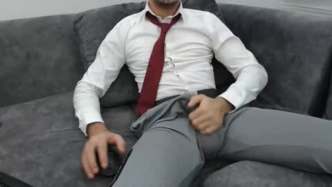 Snapshot of dirtyybooyy77 chatting on 11/27/25, 01:57 dirtyybooyy77 online show from 11/27/25, 01:57