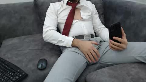 Snapshot of dirtyybooyy77 chatting on 12/13/25, 07:53 dirtyybooyy77 online show from 12/13/25, 07:53