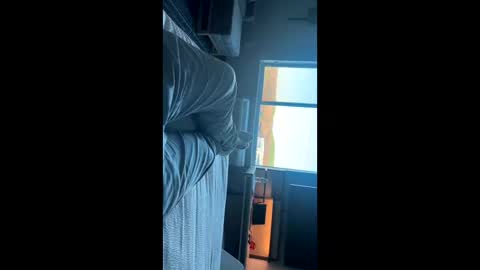 Snapshot of discreetdsm77 chatting on 11/12/25, 09:14 ClosetedDiscreetXec online show from 11/12/25, 09:14