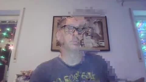 Snapshot of disney0988 chatting on 12/08/24, 06:17 disney0988 online show from 12/08/24, 06:17