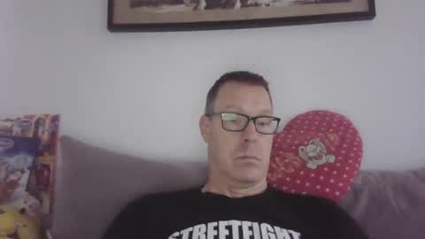 Snapshot of disney0988 chatting on 12/09/24, 08:11 disney0988 online show from 12/09/24, 08:11