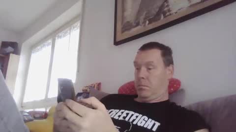 Snapshot of disney0988 chatting on 12/10/24, 09:44 disney0988 online show from 12/10/24, 09:44