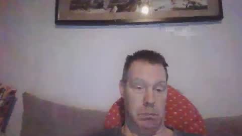 Snapshot of disney0988 chatting on 12/23/24, 06:22 disney0988 online show from 12/23/24, 06:22