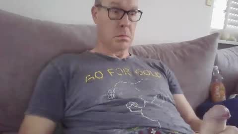 Snapshot of disney0988 chatting on 01/15/25, 01:41 disney0988 online show from 01/15/25, 01:41