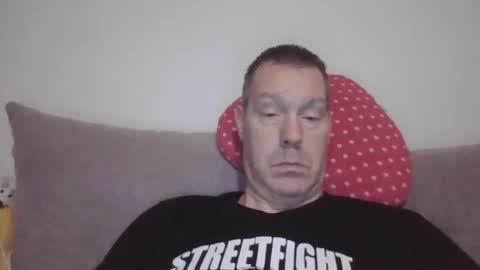 Snapshot of disney0988 chatting on 01/21/25, 06:22 disney0988 online show from 01/21/25, 06:22