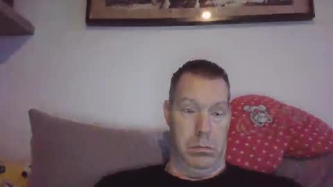 Snapshot of disney0988 chatting on 01/23/25, 07:11 disney0988 online show from 01/23/25, 07:11