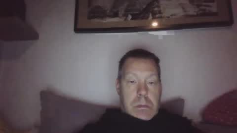 Snapshot of disney0988 chatting on 02/05/25, 05:41 disney0988 online show from 02/05/25, 05:41