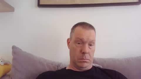 Snapshot of disney0988 chatting on 09/20/25, 09:43 disney0988 online show from 09/20/25, 09:43