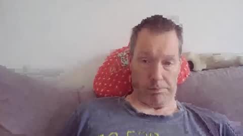 Snapshot of disney0988 chatting on 11/15/25, 12:02 disney0988 online show from 11/15/25, 12:02