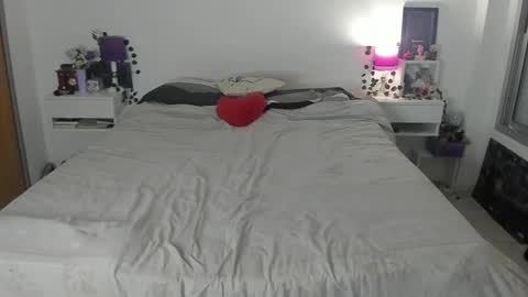 Lena online show from 11/07/25, 03:06