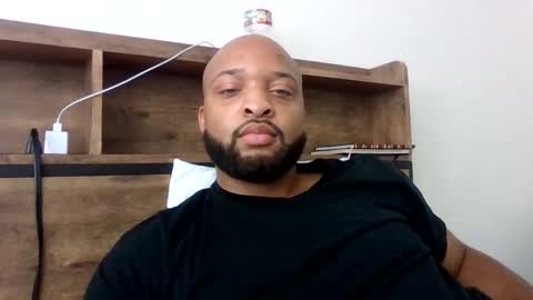 Snapshot of distantfantasydre chatting on 09/22/25, 04:42 Dre online show from 09/22/25, 04:42