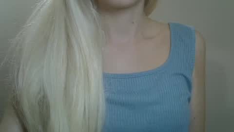 DitaMilton online show from 07/28/26, 06:53