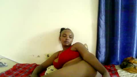 Snapshot of diva_cheupe chatting on 04/17/26, 09:45 diva_cheupe online show from 04/17/26, 09:45