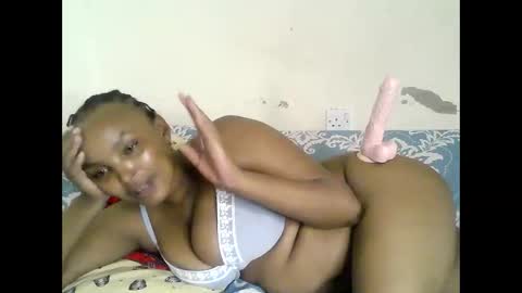 Snapshot of diva_cheupe chatting on 05/21/26, 08:38 diva_cheupe online show from 05/21/26, 08:38