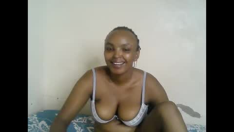 Snapshot of diva_cheupe chatting on 05/27/26, 04:37 diva_cheupe online show from 05/27/26, 04:37