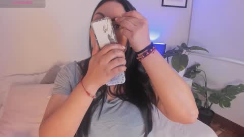 Lizz online show from 12/16/25, 12:32