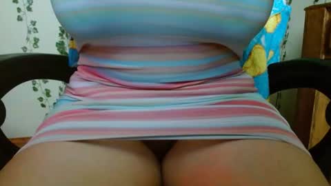 Snapshot of divadirty chatting on 03/04/25, 02:21 Mari online show from 03/04/25, 02:21