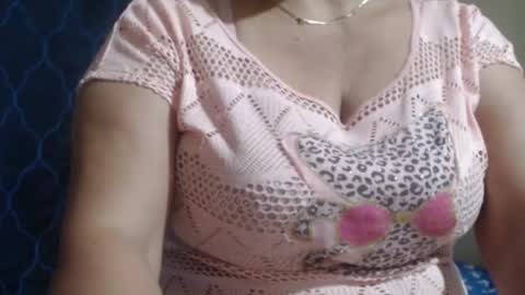 Snapshot of diviina chatting on 06/08/26, 02:12 diviina online show from 06/08/26, 02:12