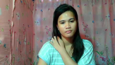 Snapshot of divina071594 chatting on 07/23/26, 10:40 REYAN online show from 07/23/26, 10:40