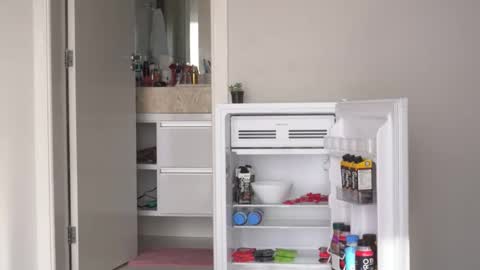 Snapshot of divinaafrodite chatting on 11/15/25, 07:10 Ela online show from 11/15/25, 07:10