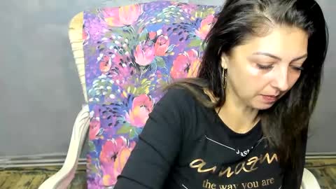 Sandra online show from 12/03/24, 05:53