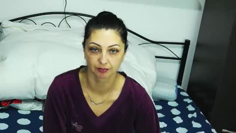 Sandra online show from 03/12/25, 08:51