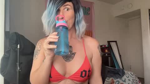 divinathedivine online show from 10/03/25, 05:21