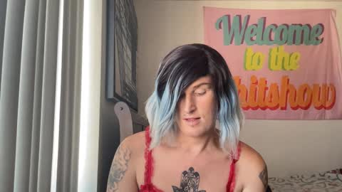 divinathedivine online show from 10/08/25, 08:39