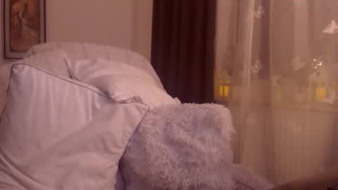 Snapshot of divineblond chatting on 03/09/26, 10:03 Alexxa online show from 03/09/26, 10:03