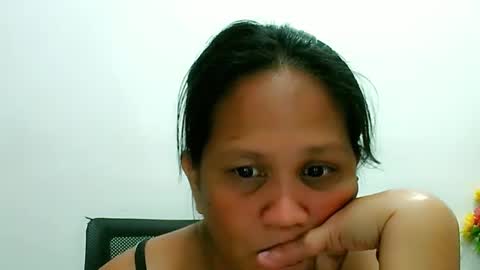 Snapshot of divinegrace10 chatting on 02/19/25, 02:33     Divine Grace Close To Your Hear online show from 02/19/25, 02:33
