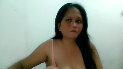 Snapshot of divinegrace10 chatting on 11/10/25, 03:16 Divine Grace Close To Your Hear online show from 11/10/25, 03:16