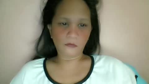 Snapshot of divinegrace10 chatting on 03/29/26, 01:33 Divine Grace Close To Your Hear online show from 03/29/26, 01:33