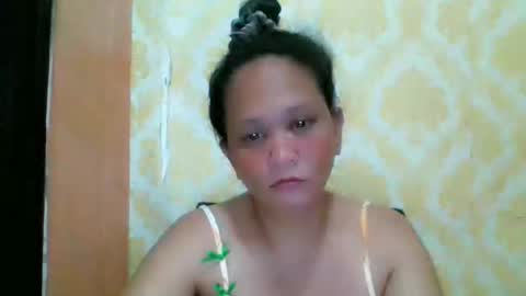 Snapshot of divinegrace10 chatting on 05/23/26, 07:56 Divine Grace Close To Your Hear online show from 05/23/26, 07:56