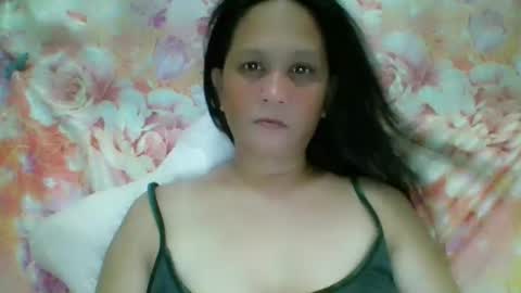 Snapshot of divinegrace10 chatting on 05/24/26, 01:49 Divine Grace Close To Your Hear online show from 05/24/26, 01:49