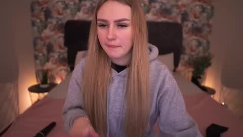 Snapshot of divinejasss chatting on 01/18/26, 09:29 DivineJasss online show from 01/18/26, 09:29