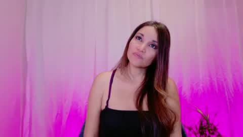 DivineLynn online show from 01/20/25, 07:46