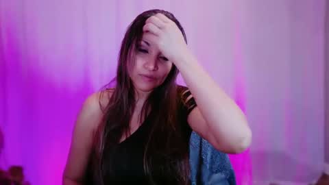 DivineLynn online show from 02/05/25, 02:05