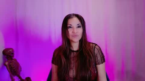 DivineLynn online show from 02/09/25, 12:19