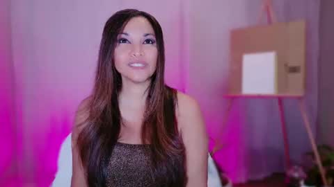 DivineLynn online show from 02/21/25, 12:17