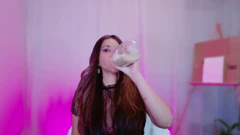 DivineLynn online show from 02/22/25, 03:25