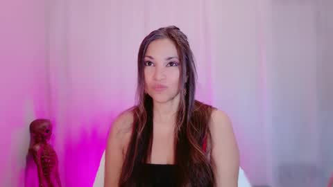 DivineLynn online show from 02/23/25, 04:35