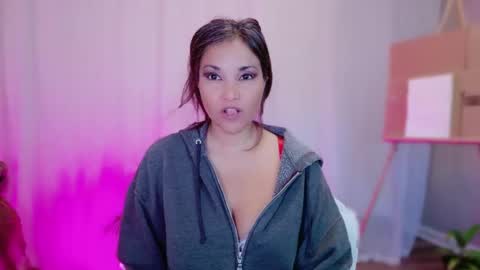 DivineLynn online show from 02/27/25, 05:36