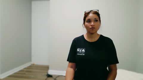 DivineLynn online show from 09/09/25, 12:05