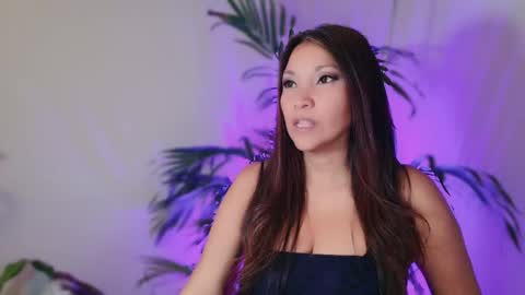 DivineLynn online show from 05/11/26, 01:06